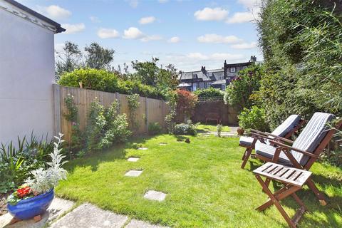 Western Road, Littlehampton, West Sussex 2 bed townhouse for sale