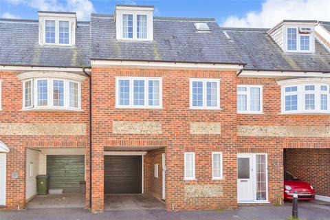 Beach Mews, Littlehampton BN17 2 bed townhouse for sale