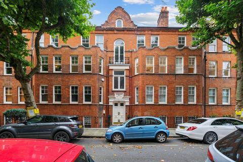 Beaumont Crescent, London W14 3 bed detached house for sale