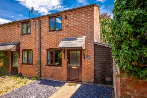 Garden Terrace, Wellesbourne, 2 bed end of terrace house for sale