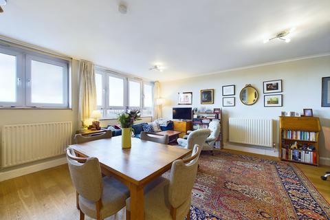Semley Place, Belgravia, London, SW1W 1 bed apartment for sale