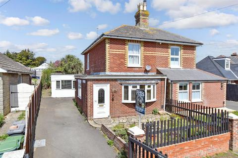Green Lane, Shanklin, Isle of Wight 3 bed semi