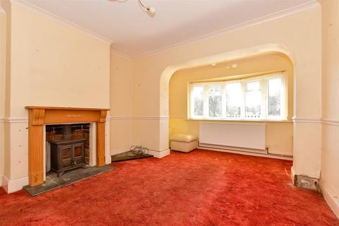 Green Lane, Sandown PO36 3 bed semi