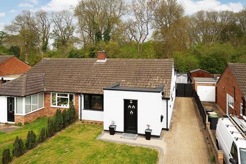 Woodland Drive, Bromham, Bedford 2 bed bungalow for sale