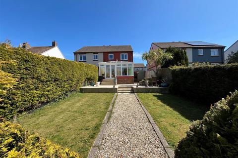 Britannia Avenue, Dartmouth 4 bed house for sale
