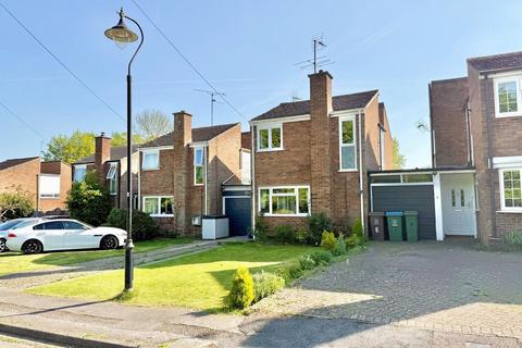 Greenfields, Buckingham MK18 3 bed link detached house for sale