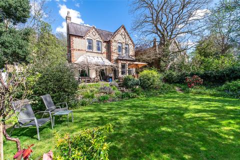 Windmill Street, Gravesend, Kent, DA12 6 bed detached house for sale