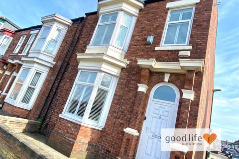 Chester Road, Sunderland SR4 4 bed end of terrace house for sale
