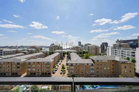 Proton Tower, E14, Docklands, London... 2 bed flat for sale