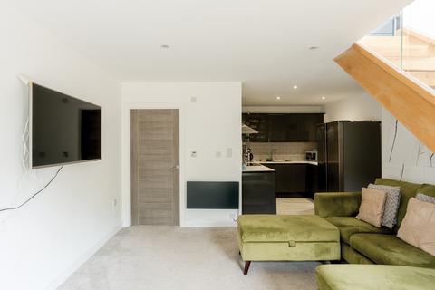 Whitehouse Lane, Bristol BS35 3 bed cottage for sale