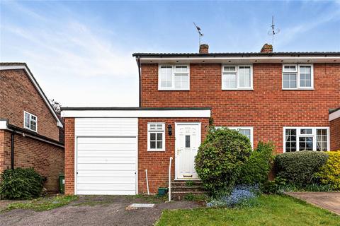 Harwood Rise, Woolton Hill, Newbury... 3 bed semi