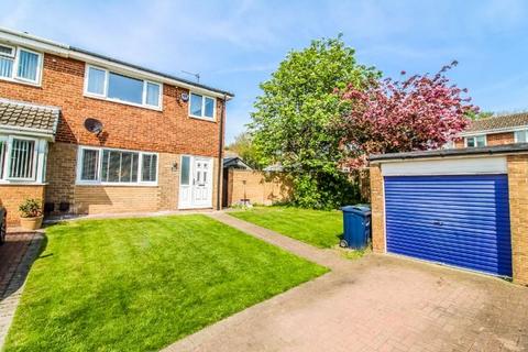 Avebury Drive, Washington Village, ... 3 bed semi