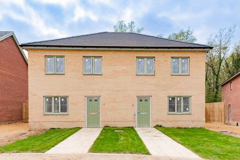 Thomas Bole Close, Diss IP22 3 bed semi