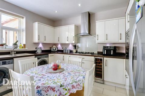 4 bedroom semi-detached house for sale