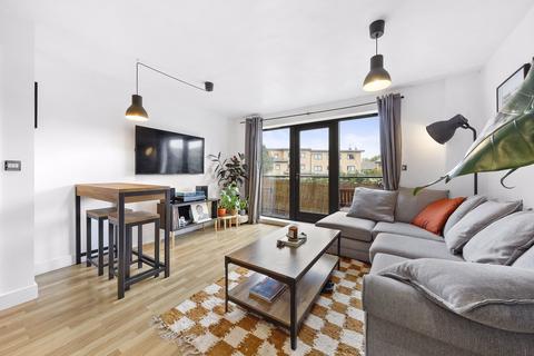 Woodmill Road, London E5 1 bed apartment for sale