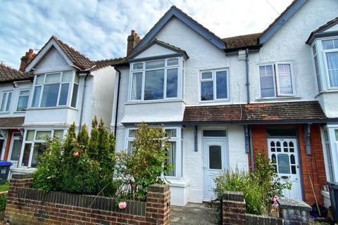 Pavilion Road, Worthing, BN14 7EP 3 bed end of terrace house for sale
