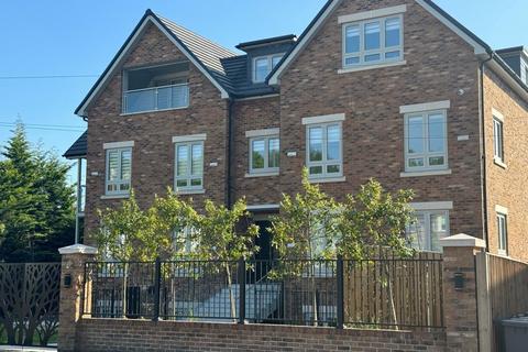 West Wycombe Road, High Wycombe 2 bed apartment for sale