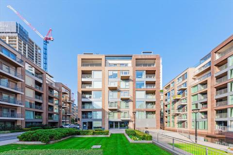 Woodford House, Chelsea Creek... 2 bed flat for sale