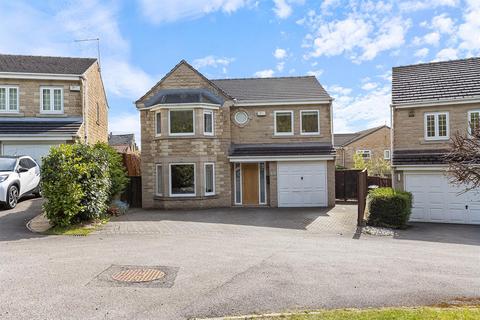 Thorgrow Close, Fenay Bridge... 4 bed detached house for sale