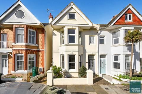 Marine Avenue, Hove 1 bed apartment for sale