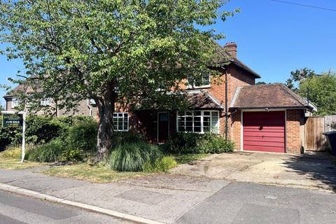 Mapledrakes Road, Ewhurst 3 bed detached house for sale