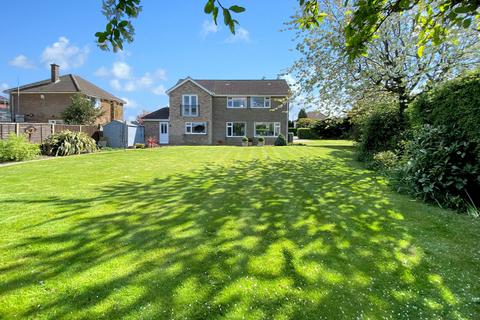 Belton Lane, Grantham NG31 4 bed detached house for sale