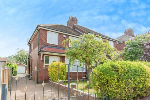 Carlton Avenue, West Yorkshire WF10 3 bed semi