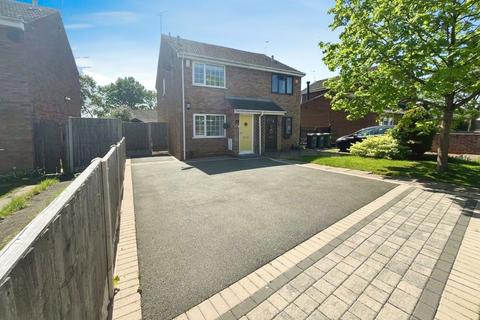 Cardigan Road, Warwickshire CV12 2 bed semi