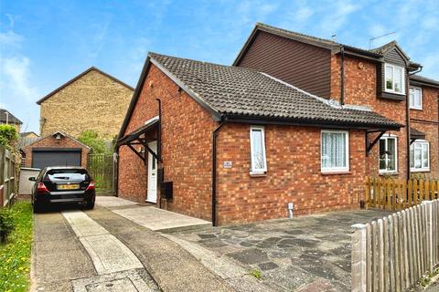 Oakwood Rise, Kent TN2 1 bed bungalow for sale