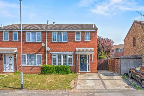 Platters Close, Ipswich, IP3 3 bed semi