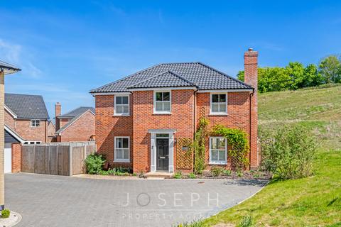 Bradley Mill Way, Needham Market, IP6 4 bed detached house for sale