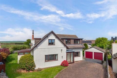 Crestway, Strete 3 bed detached house for sale