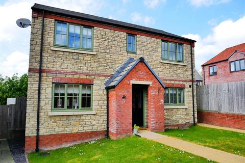 Britannia Drive, Calne 3 bed detached house for sale