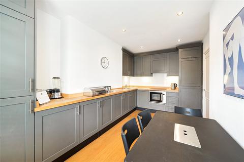Park Walk, London, SW10 2 bed apartment for sale