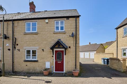 Pine Rise, Witney OX28 3 bed end of terrace house for sale