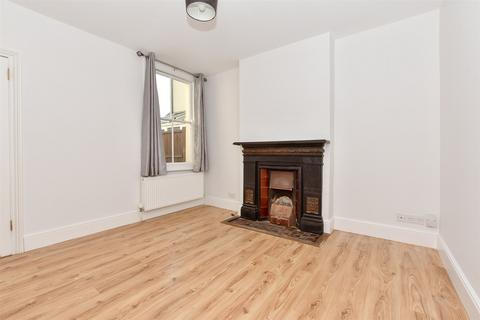 Sussex Avenue, Ashford, Kent 3 bed end of terrace house for sale