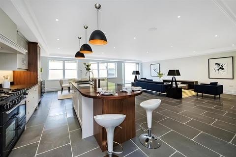 Roehampton Gate, London SW15 7 bed detached house for sale