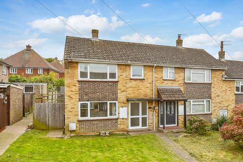 Rentain Road, Canterbury CT4 2 bed semi