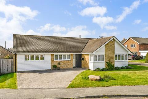 Chequers Park, Wye, Ashford, Kent, TN25 3 bed bungalow for sale