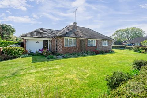 St. Michaels Avenue, Fairlands... 3 bed bungalow for sale