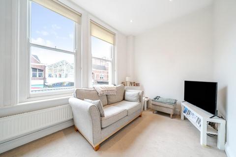 St John's Hill, Battersea, London, SW11 1 bed flat for sale