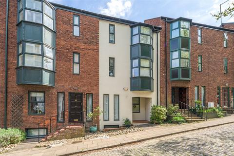Dunelm Court, Durham, DH1 5 bed terraced house for sale