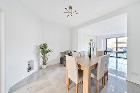 Southend Lane, Catford, London, SE6 4 bed terraced house for sale