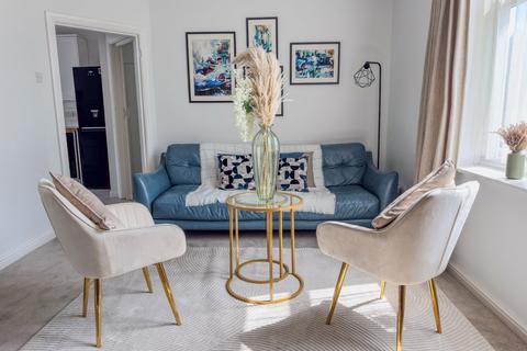 Southend Lane, Catford, London, SE6 4 bed terraced house for sale