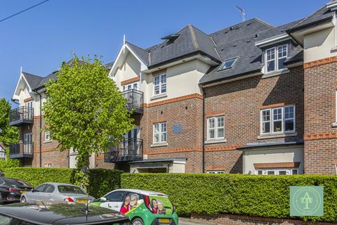 Chelmsford Road, London, N14 1 bed flat for sale