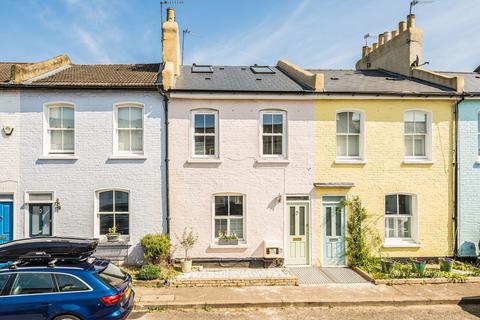 Grove Road, Twickenham TW2 4 bed terraced house for sale