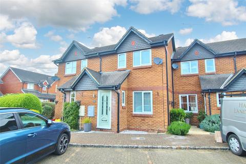 Acer Drive, Woking GU24 2 bed terraced house for sale