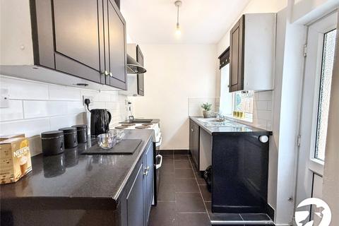 Unity Street, Sittingbourne, Kent, ME10 2 bed terraced house for sale
