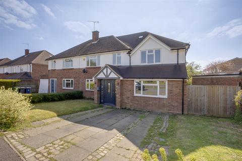 4 bedroom semi-detached house for sale