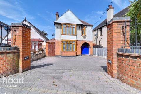 Down Hall Road, Rayleigh 3 bed detached house for sale